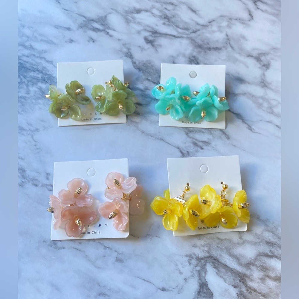 NEW Floral Drop Acrylic Earrings